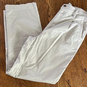 Everlane women Cream Chinos